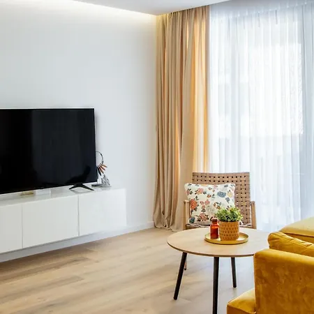 Molo With A Terrace, Garden And A Heated Pool * Trogir